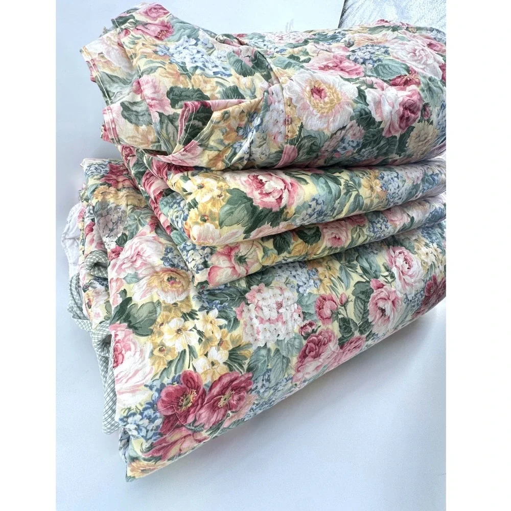 Vintage Croscill Coventry Queen Floral Coverlet 2 Shams Bedskirt Cottagecore